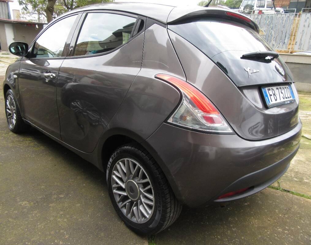 Lancia Ypsilon 1.3 mjt Silver s&s 95cv