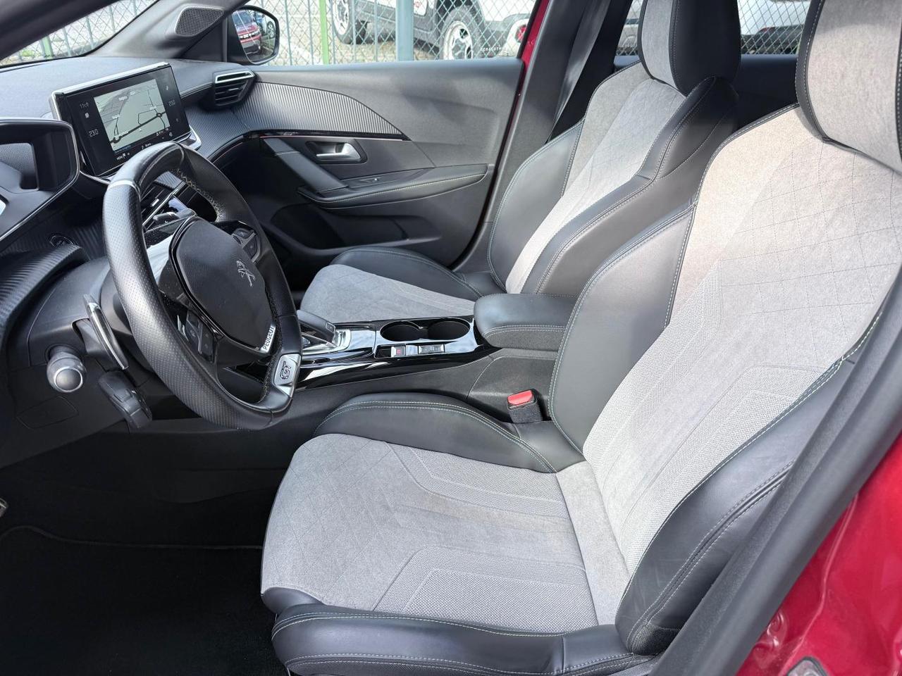 Peugeot 208 5 Porte 208 1.2 puretech GT Pack s&s 100cv eat8