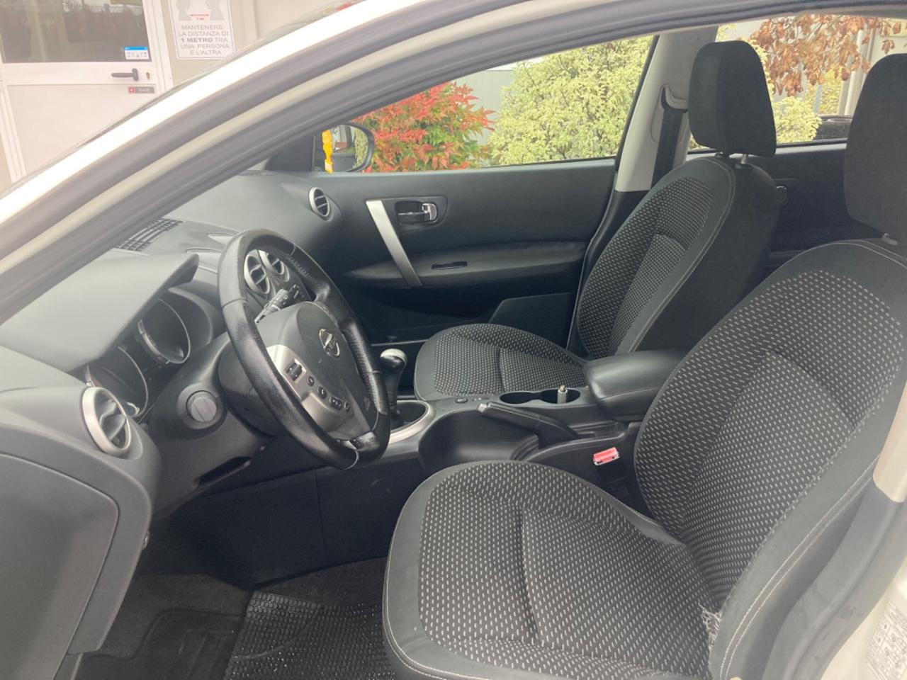 NISSAN QASHQAI 1.6 BENZINA/GPL (DA VETRINA)