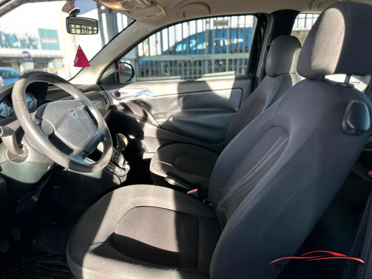 Lancia Ypsilon 1.2 Diva 69cv