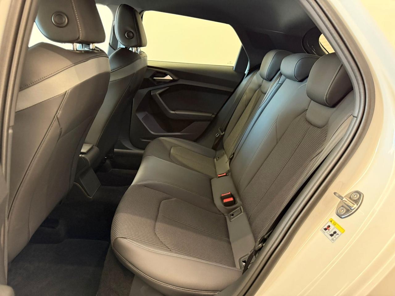 Audi A1 allstreet 30 TFSI S tronic Identity Contrast