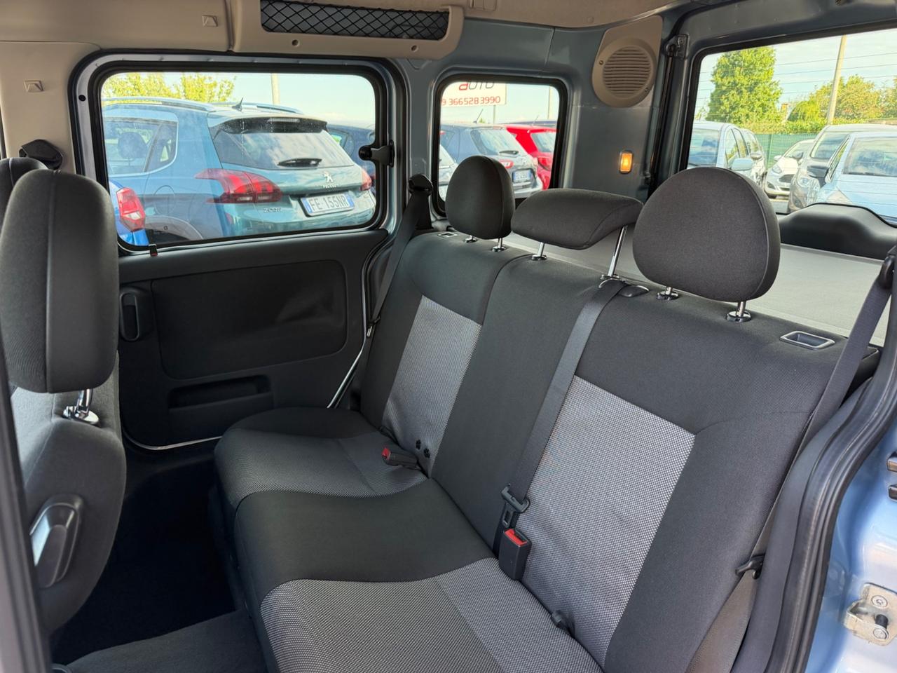 Opel Combo 1.6 benzina , metano