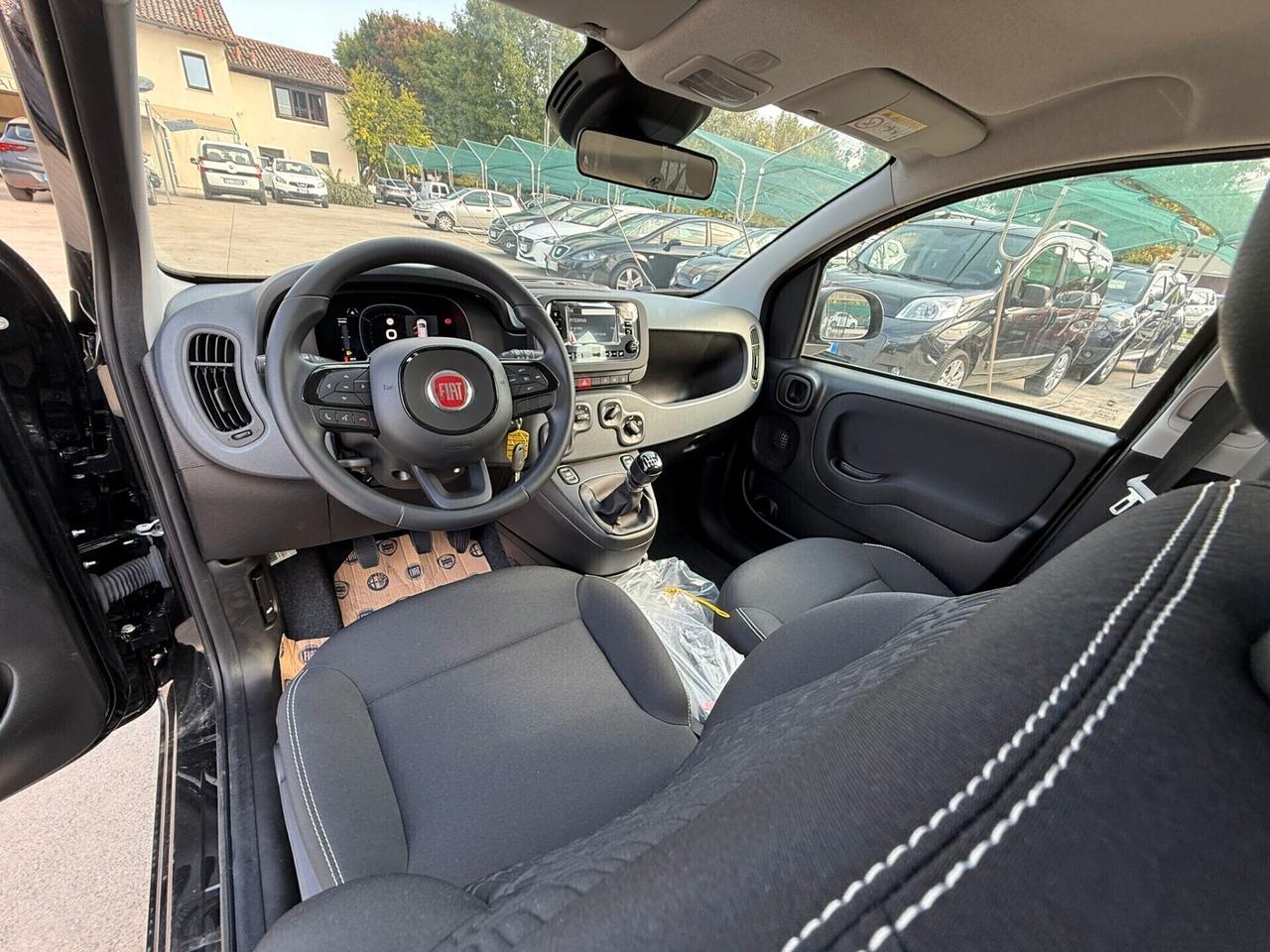Fiat New Panda 1.0 70cv Hybrid Panda My25 KM0