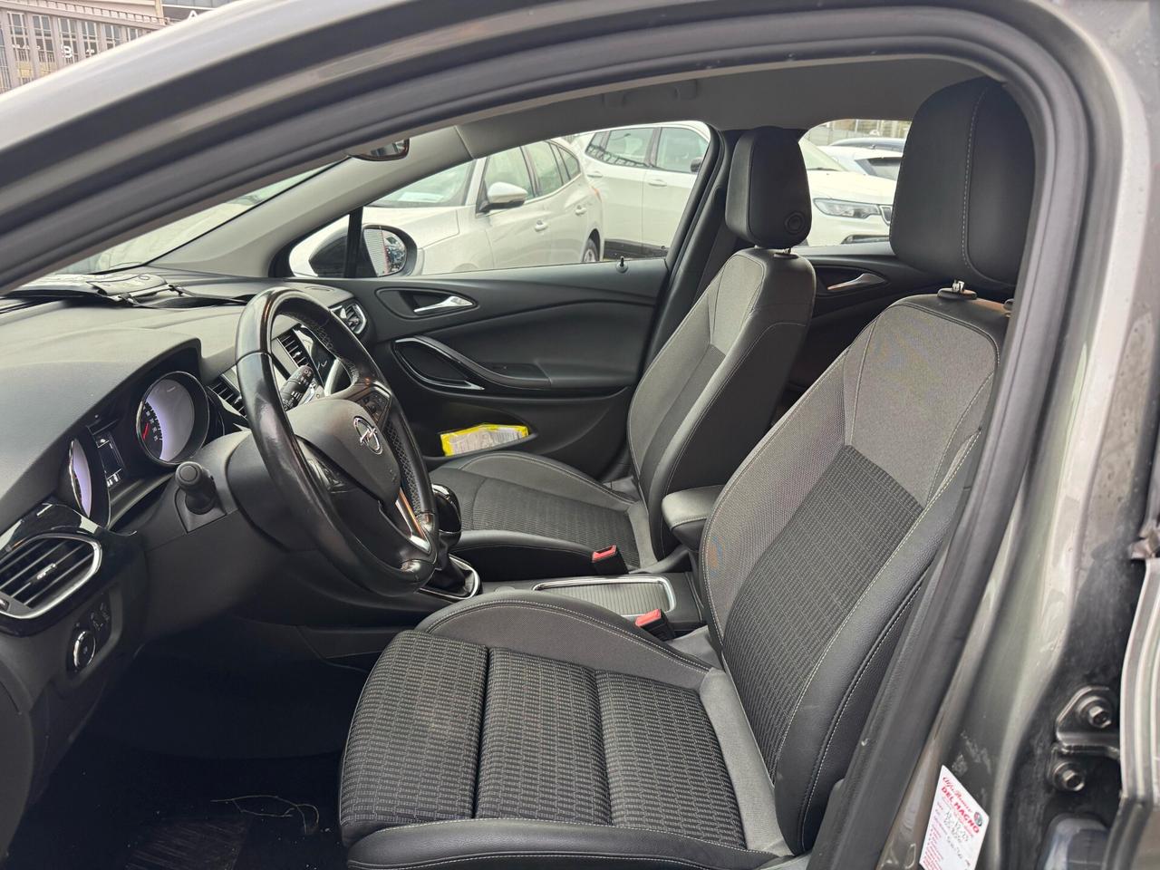 Opel Astra 1.2 Turbo 130 CV S&S 5 porte Business Elegance
