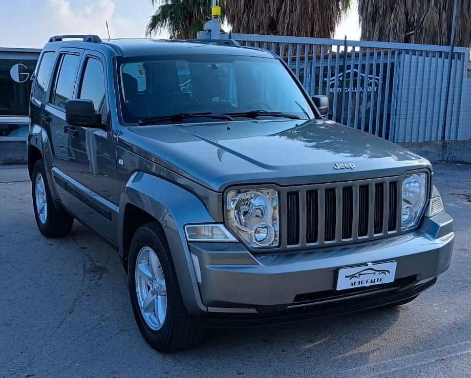 Jeep Cherokee 2.8 CRD DPF Limited Auto