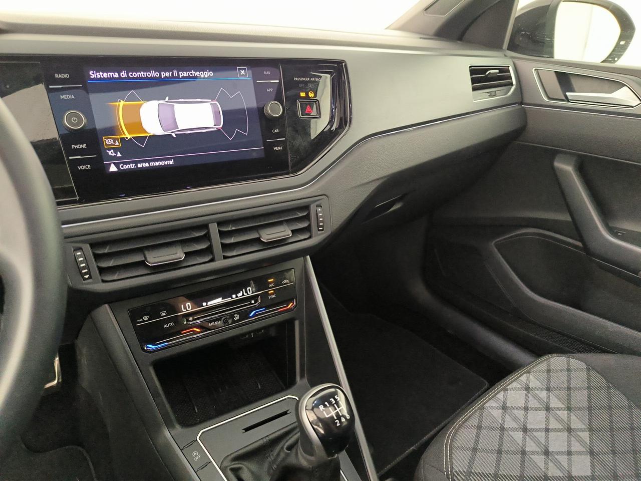 Volkswagen Taigo 1.0 tsi r-line 115cv