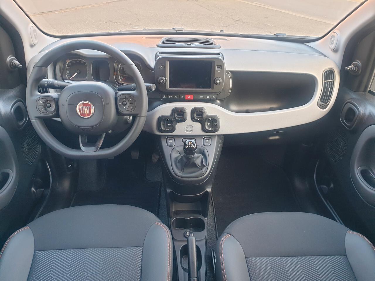 Fiat Panda 1.0 FireFly S&S Hybrid Garmin 5 posti