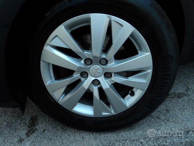 Peugeot 3008 PureTech Turbo 130 S&S Allure