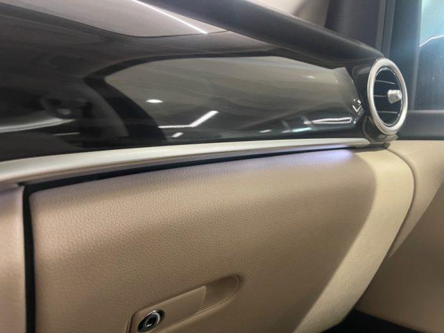 MERCEDES-BENZ V 250 d Automatic 4Matic Premium Long 7 POSTI