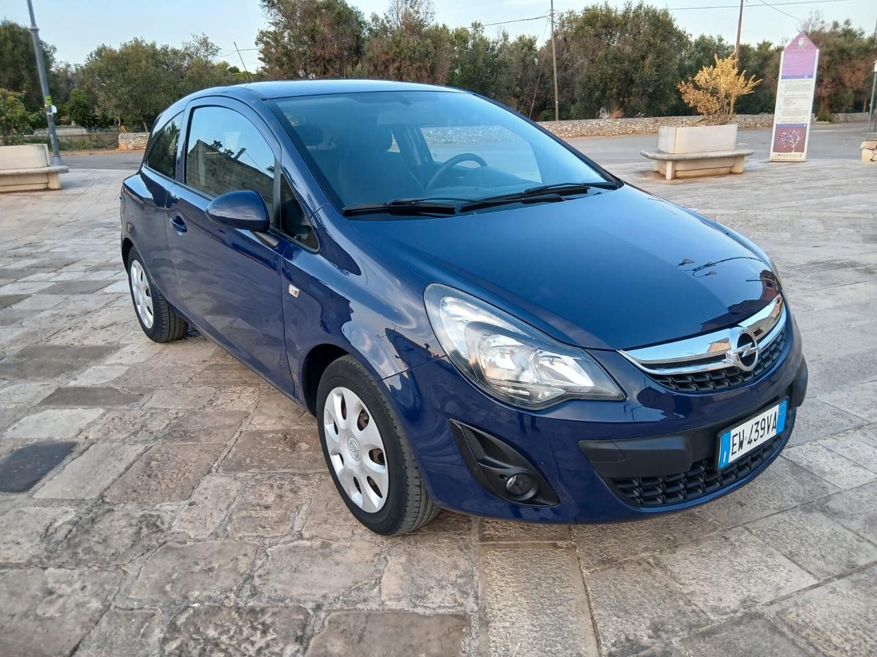 Opel Corsa 1.2 85CV 3 porte GPL-TECH Edition