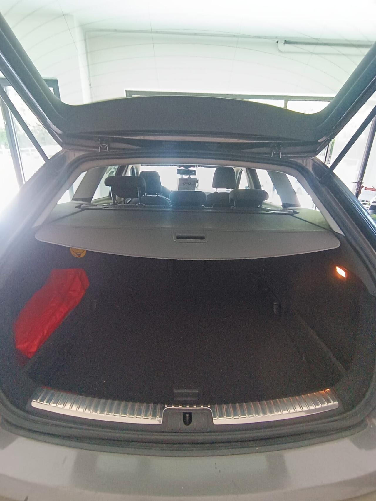 Seat Leon 1.6 TDI ST Style OK NEOPATENTATI