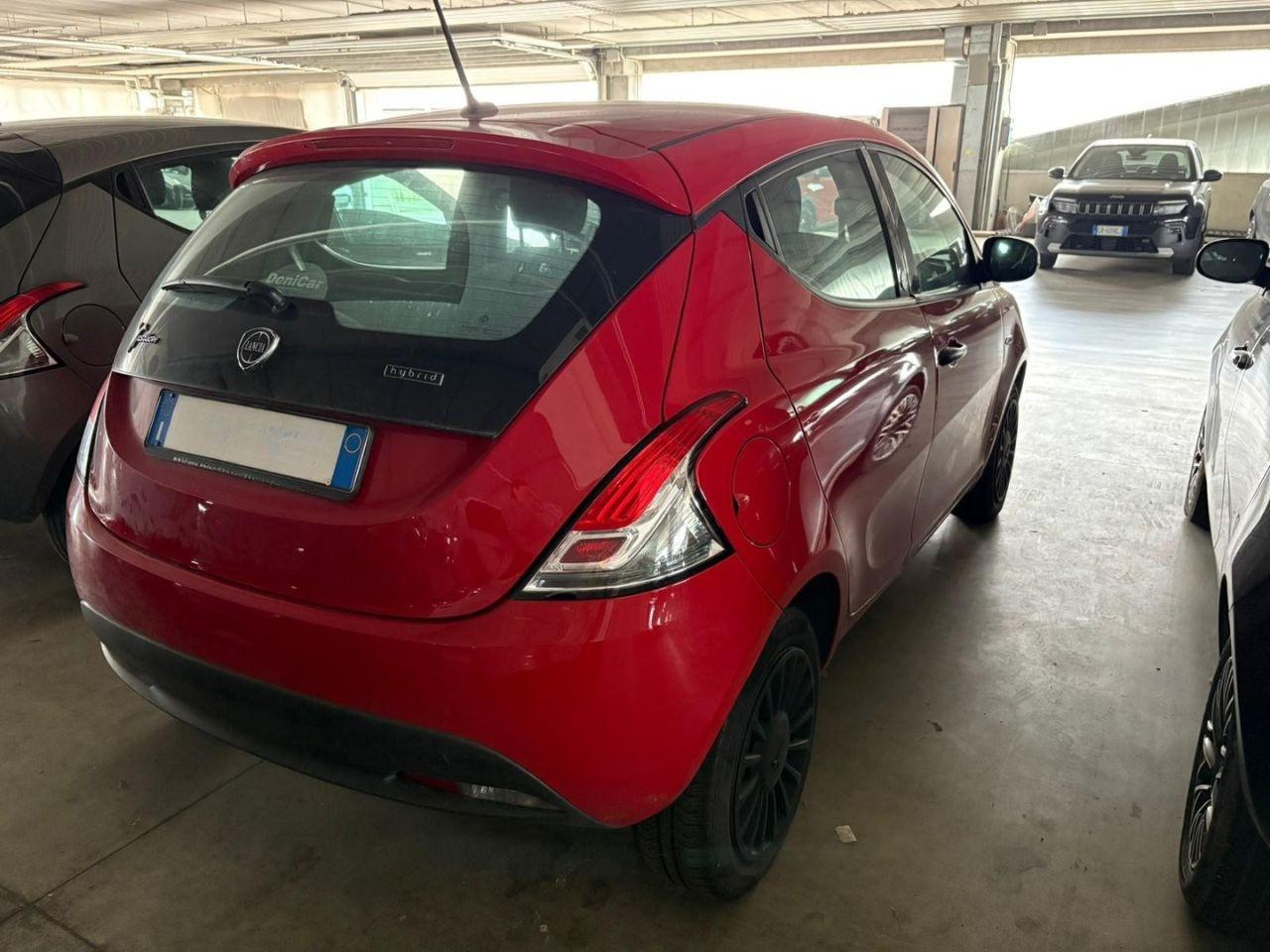 LANCIA Ypsilon 3ª serie - Ypsilon 1.0 FireFly 5 porte S&S Hybrid Si