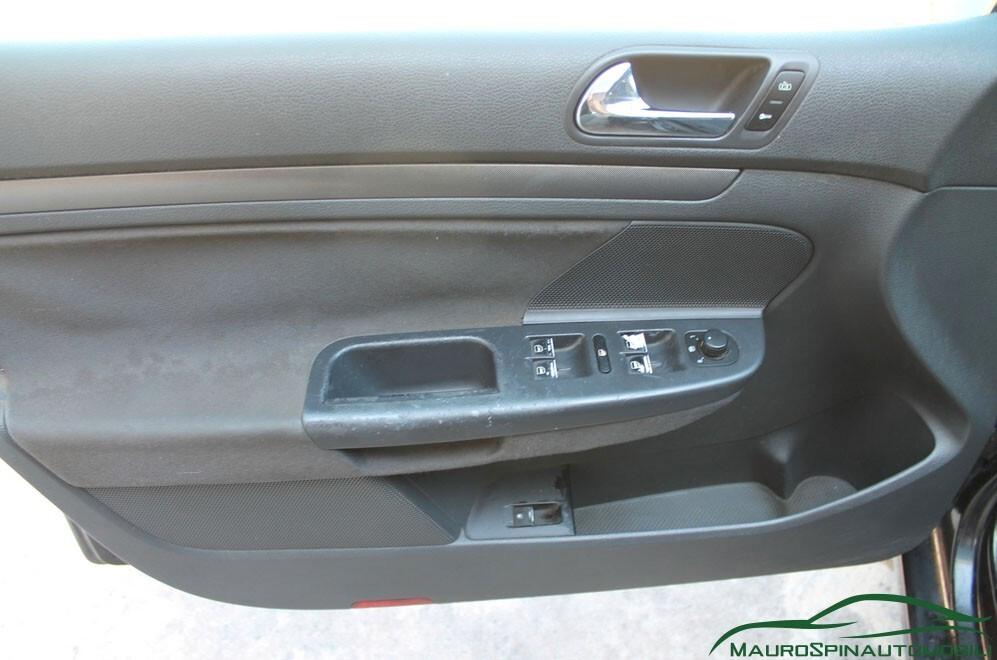 VOLKSWAGEN GOLF 1.9 TDI 5 PORTE