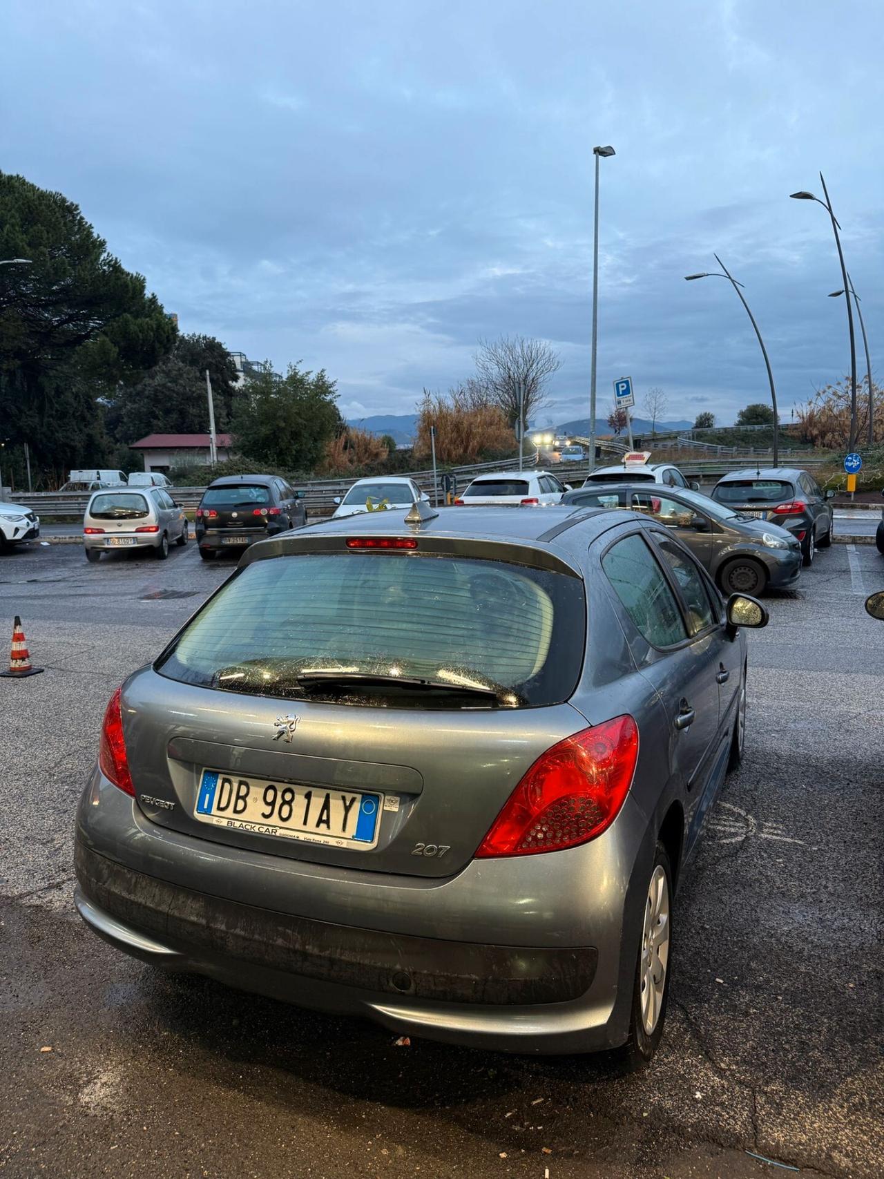 Peugeot 207 1.4 Benzina Unico proprietario