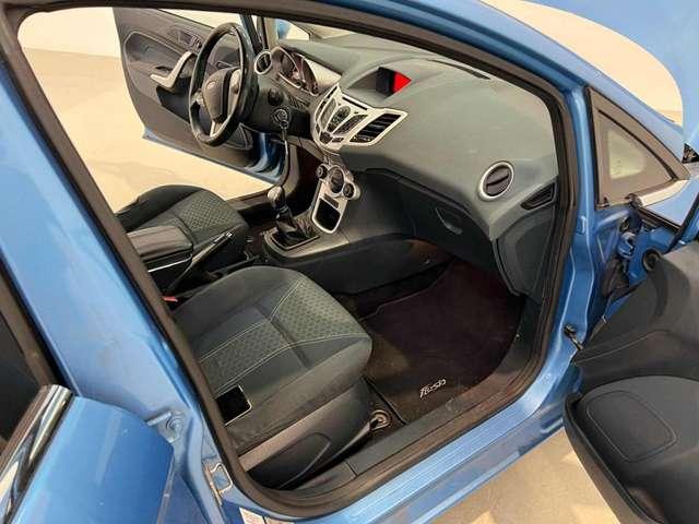 Ford Fiesta 1.4 5 porte Bz.- GPL Titanium NEOPATENTATI