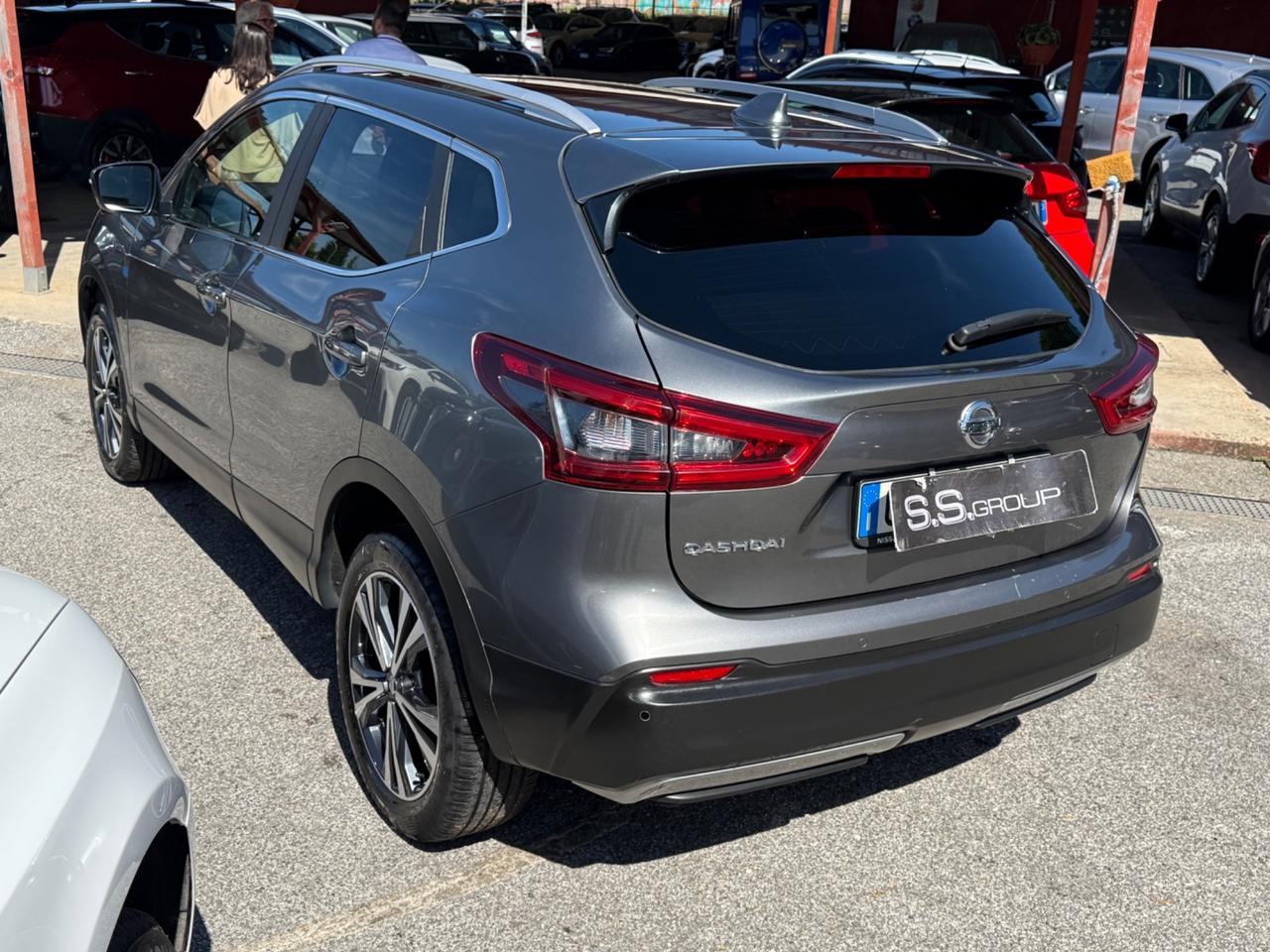 Qashqai 1..5 dCi 115 CV Tekna+-unipro-rate-garanzia