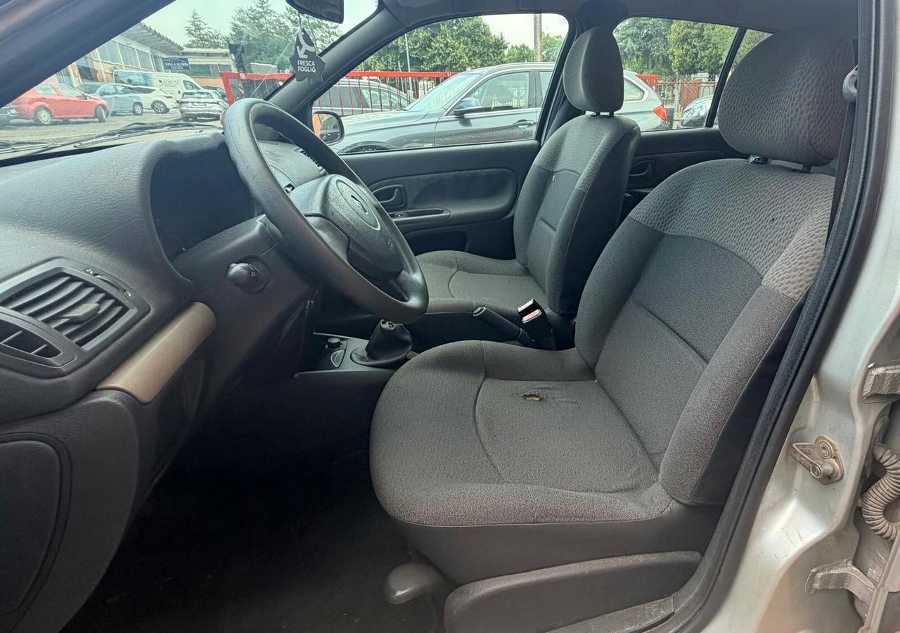 Renault Clio 1.2 16V cat 5 porte Confort Dynamique