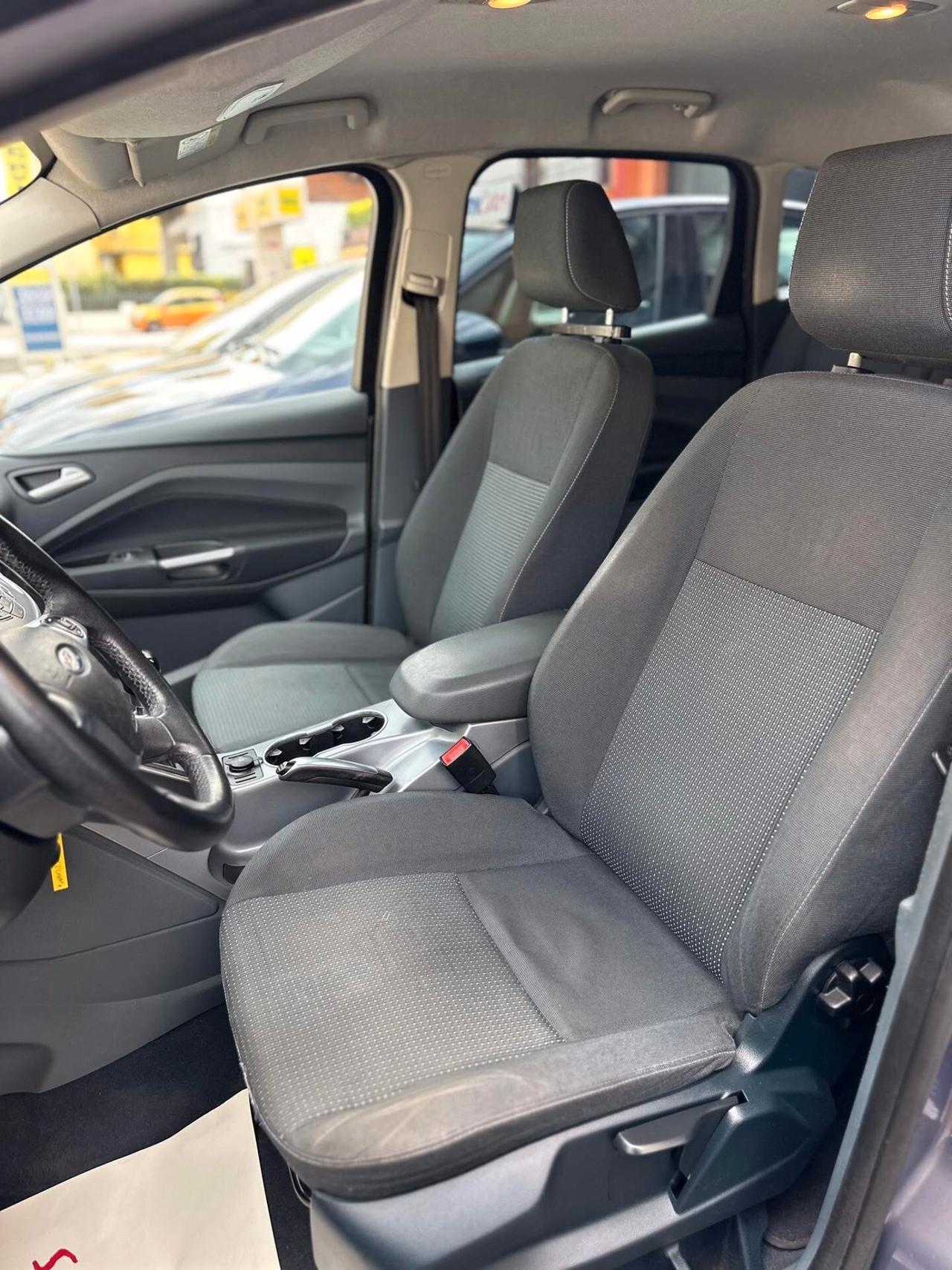 Ford C-Max 1.6 TDCi 115CV Titanium