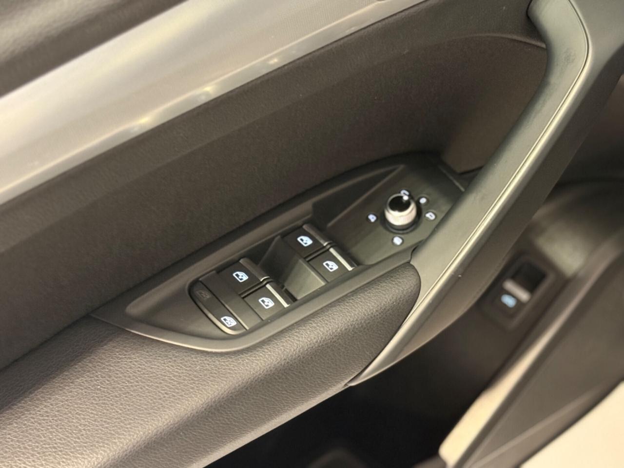 Audi Q5 2.0 tdi Business Design quattro 190cv s-tronic