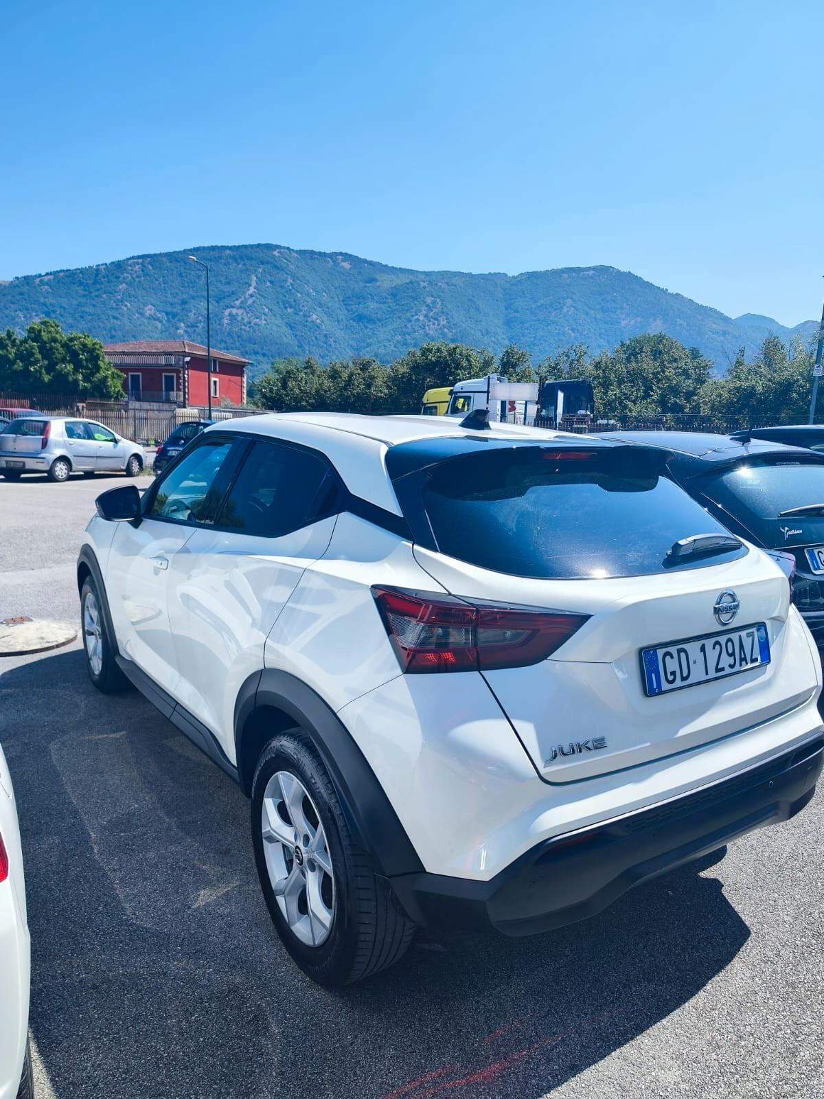 Nissan Juke 1.0 DIG-T 117 CV N-Connecta