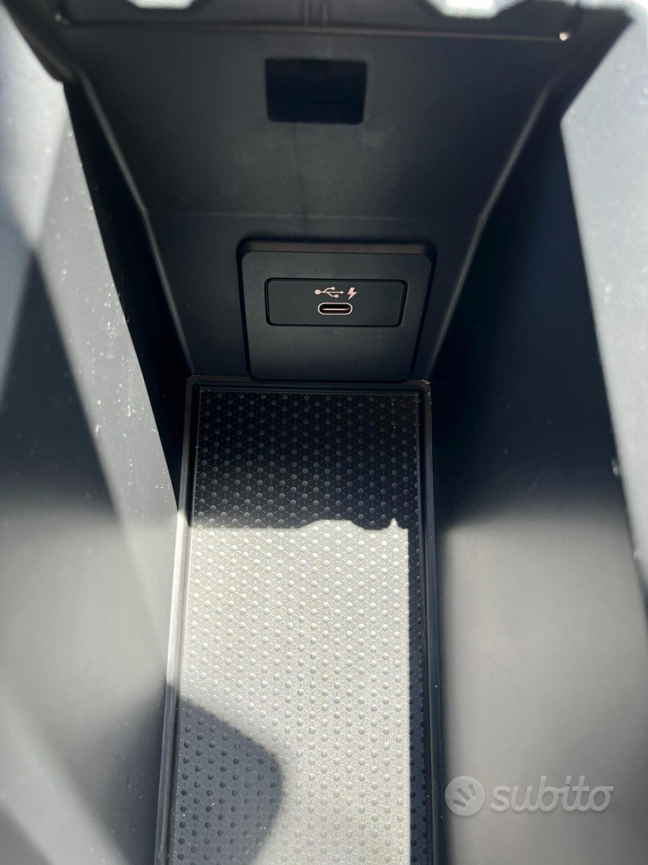Bmw 118 118d 5p. Business Advantage AUTOMATICA