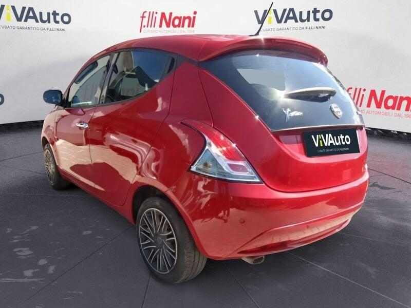 Lancia Ypsilon Ypsilon 1.0 firefly hybrid Silver s&s 70cv 5p.ti