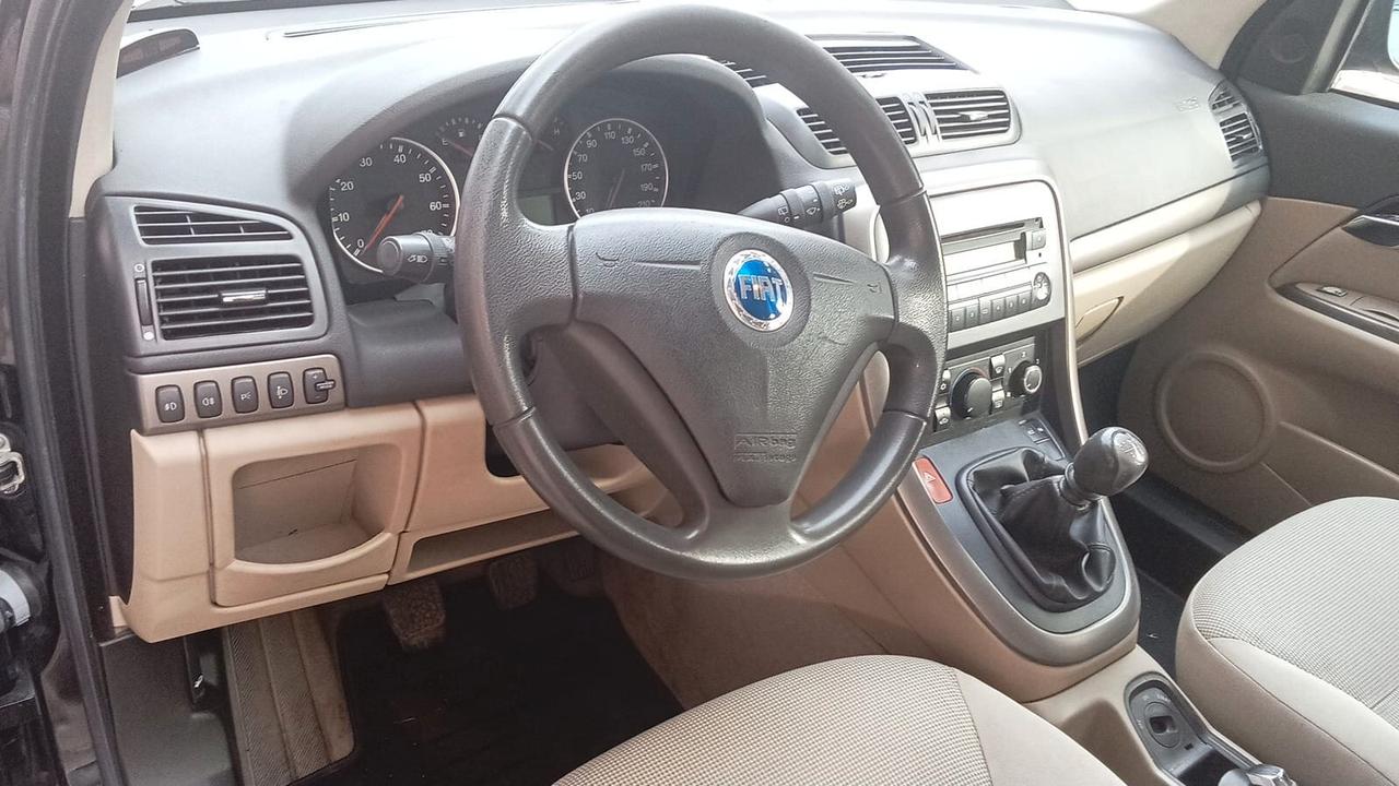 Fiat Croma 1.9 Multijet Emotion CV 120