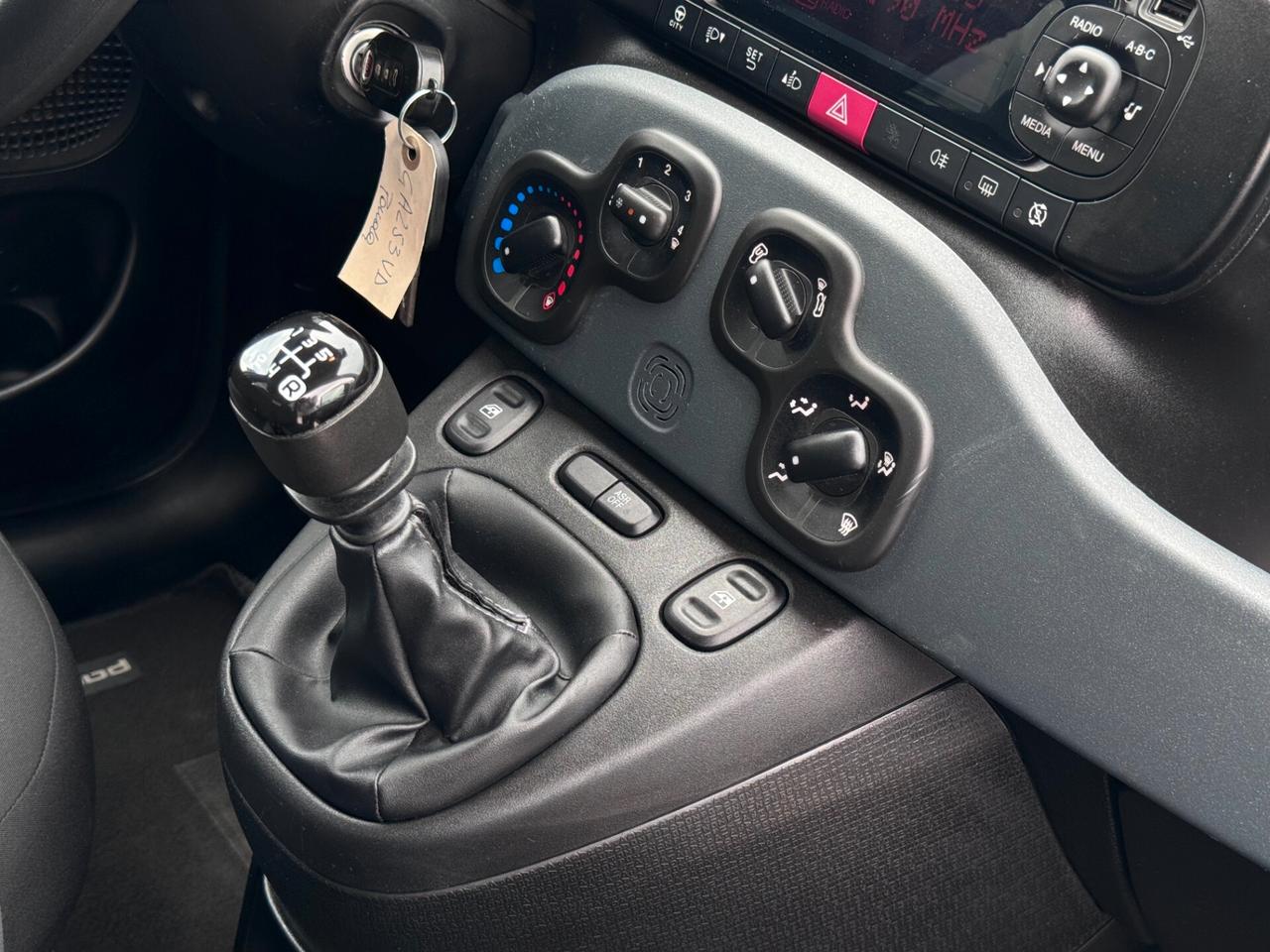 Fiat Panda 1.2 Lounge UNI PRO PARI NUOVO GARANZIA FINO A 5 ANNI