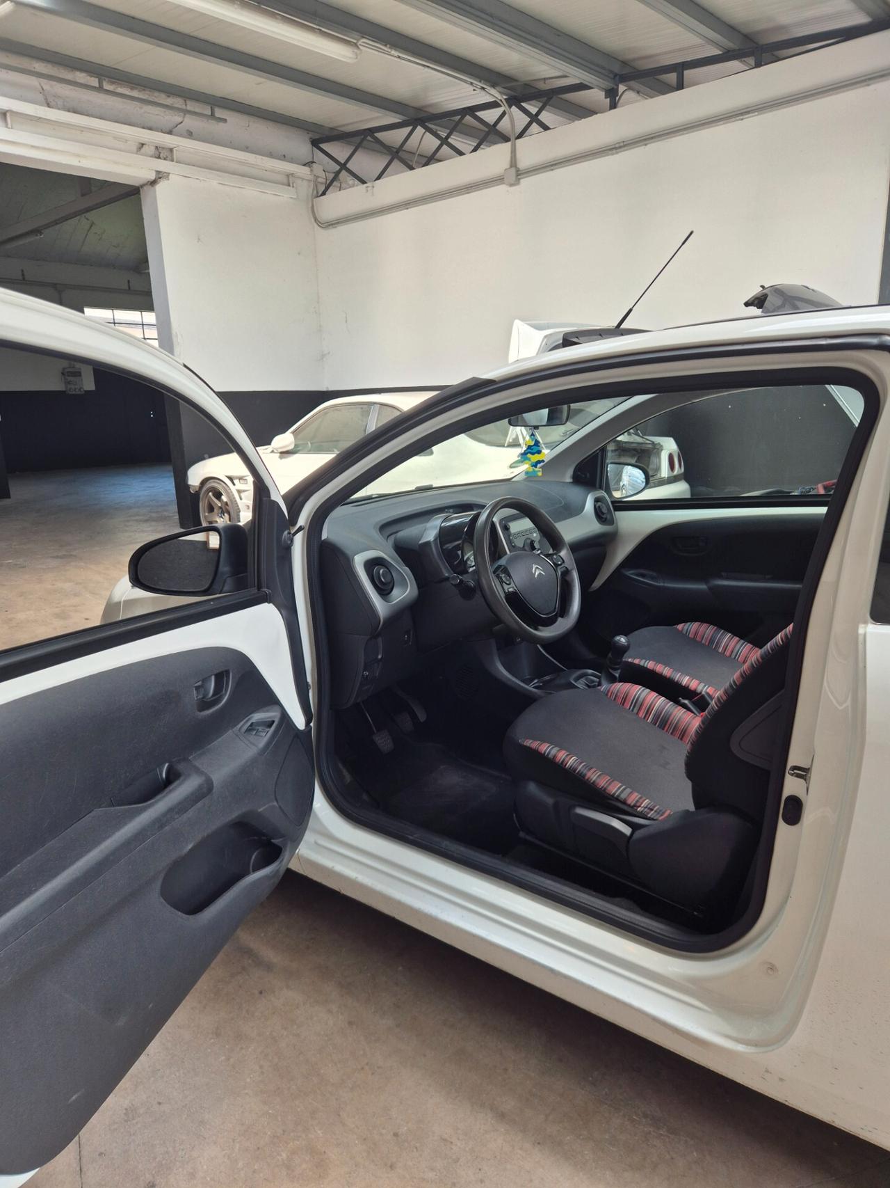 Citroen C1 cabrio benzina neo patentati