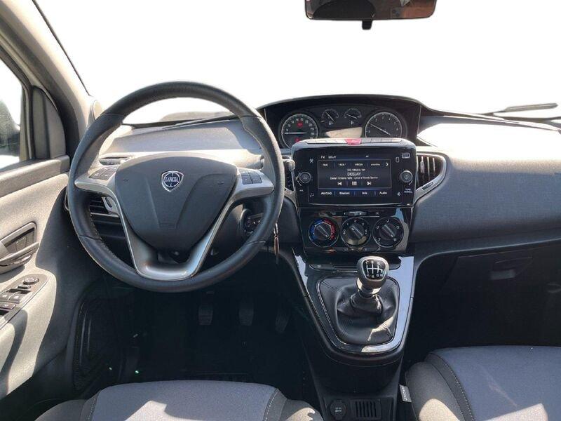 Lancia Ypsilon III 2021 1.0 firefly hybrid Gold s&s 70cv
