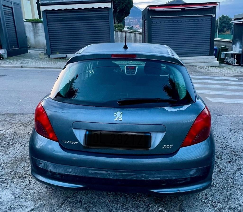 Peugeot 207 1.4 HDi 70CV 5p.