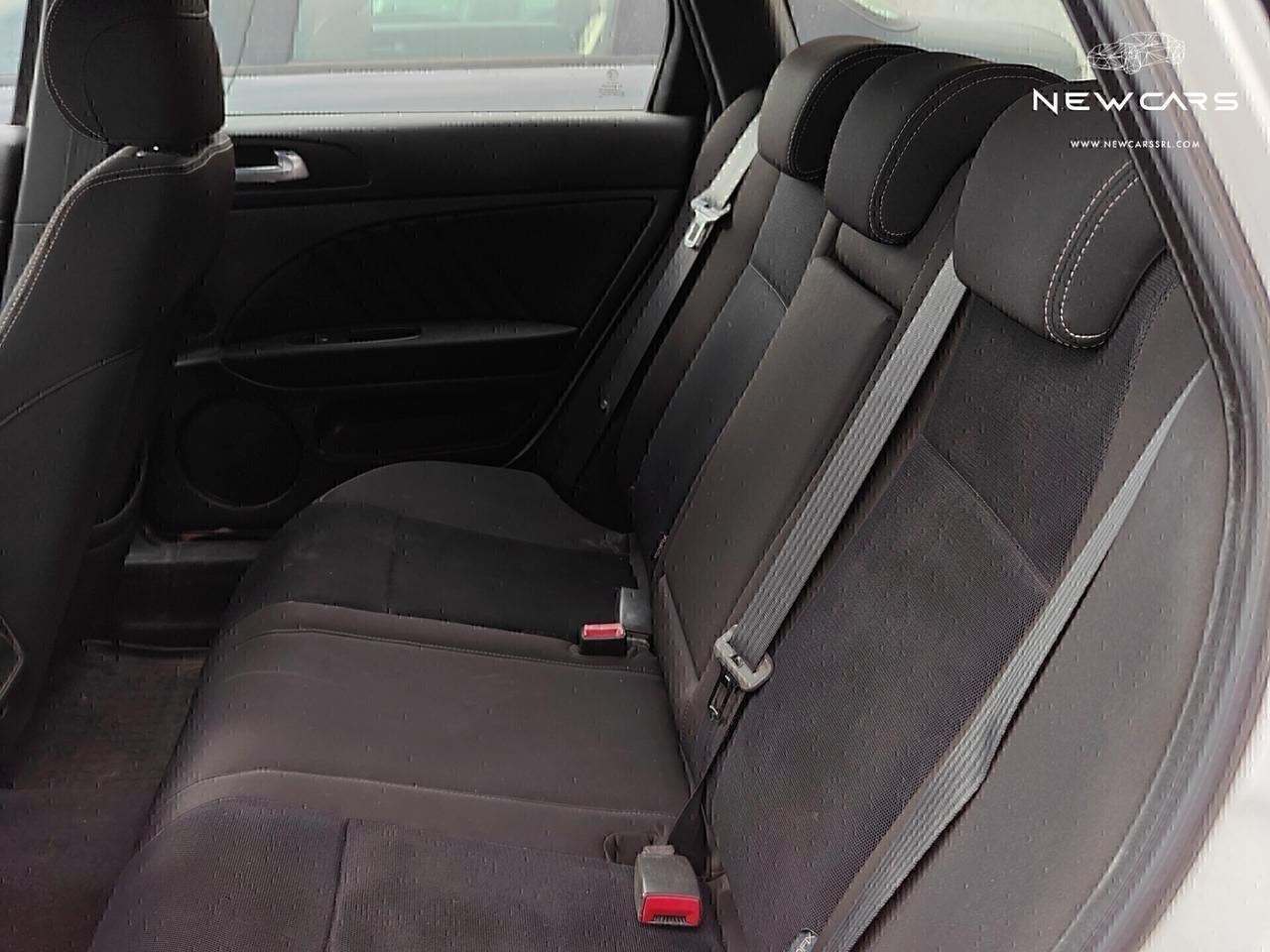 Alfa Romeo 159 2.0 JTDm Sportwagon Distinctive