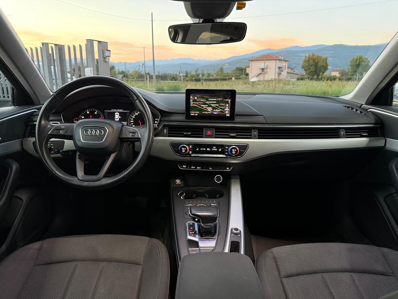 Audi A4 2.0 TDI 150 CV ultra S tronic Sport Automatica