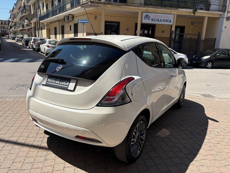 LANCIA YPSILON 1.2 GPL ECOCHIC GOLD CERTIFICATA
