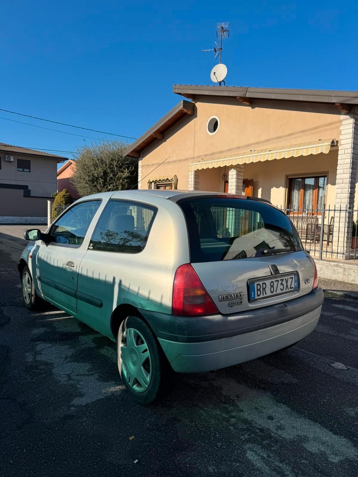 Renault Clio 1.2 OK NEOPATENTATI