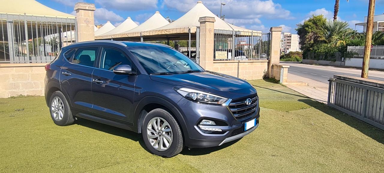 Hyundai Tucson 1.7 CRDi 115 cv XPossible 12/2016