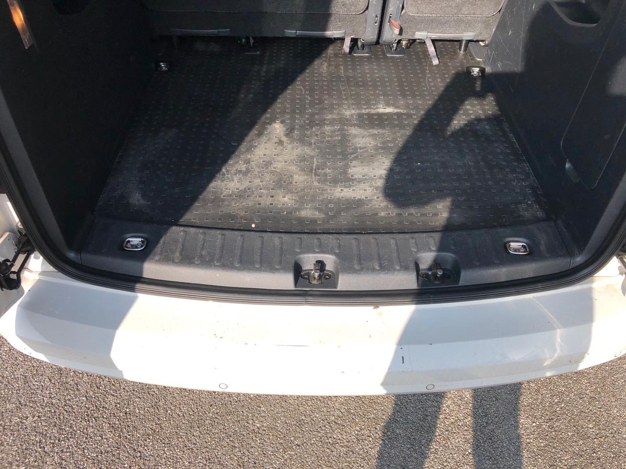 Volkswagen Caddy 2.0 TDI 102 CV COMF. N1 5 POSTI AUTOCARRO