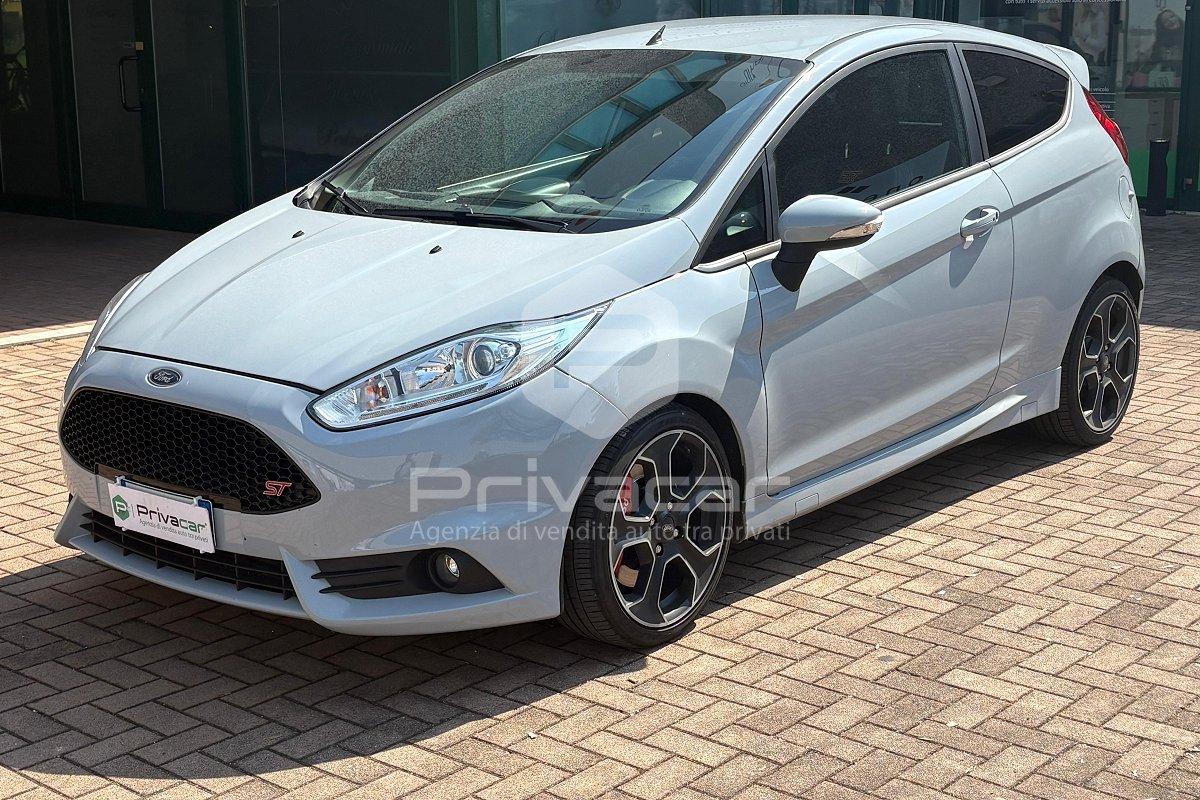 FORD Fiesta 1.6 200CV 3 porte ST 200