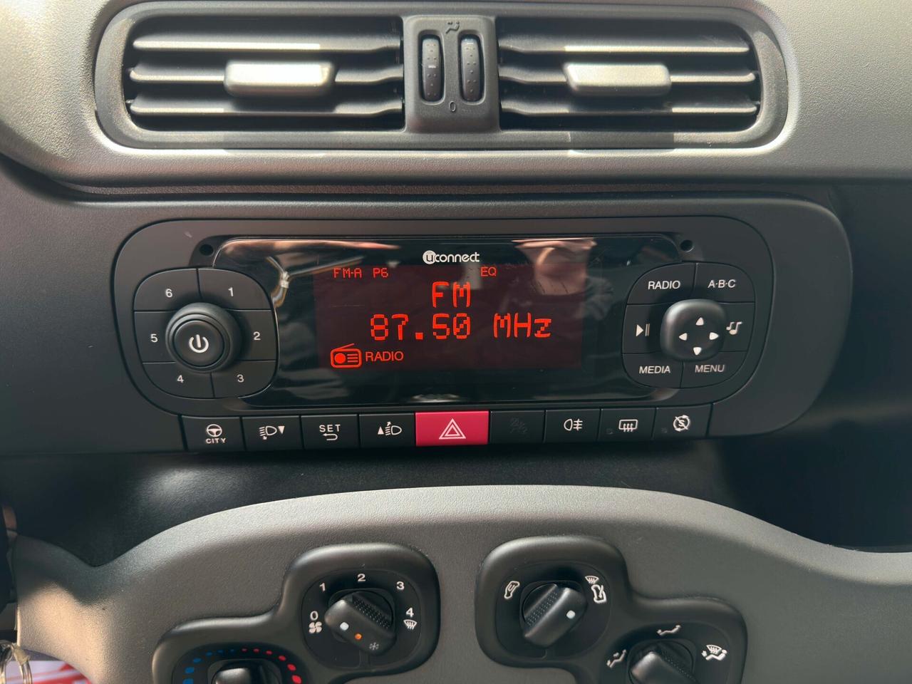 Fiat Panda 1.0 FireFly S&S Hybrid City Life 70 cv