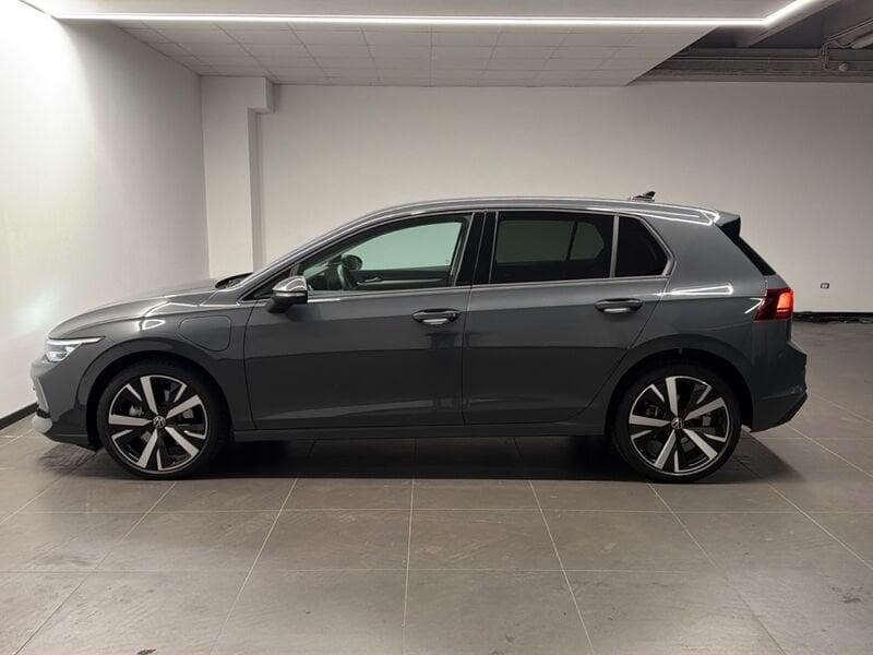 Volkswagen Golf Nuova Edition Plus 1.5 TSI eHybrid 150 kW (204 CV) DSG