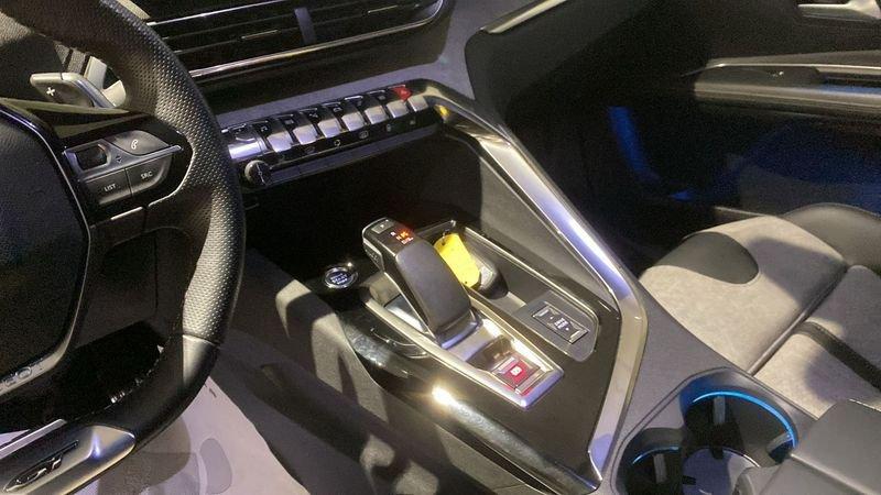 Peugeot 3008 3008 Hybrid 225 e-EAT8 GT