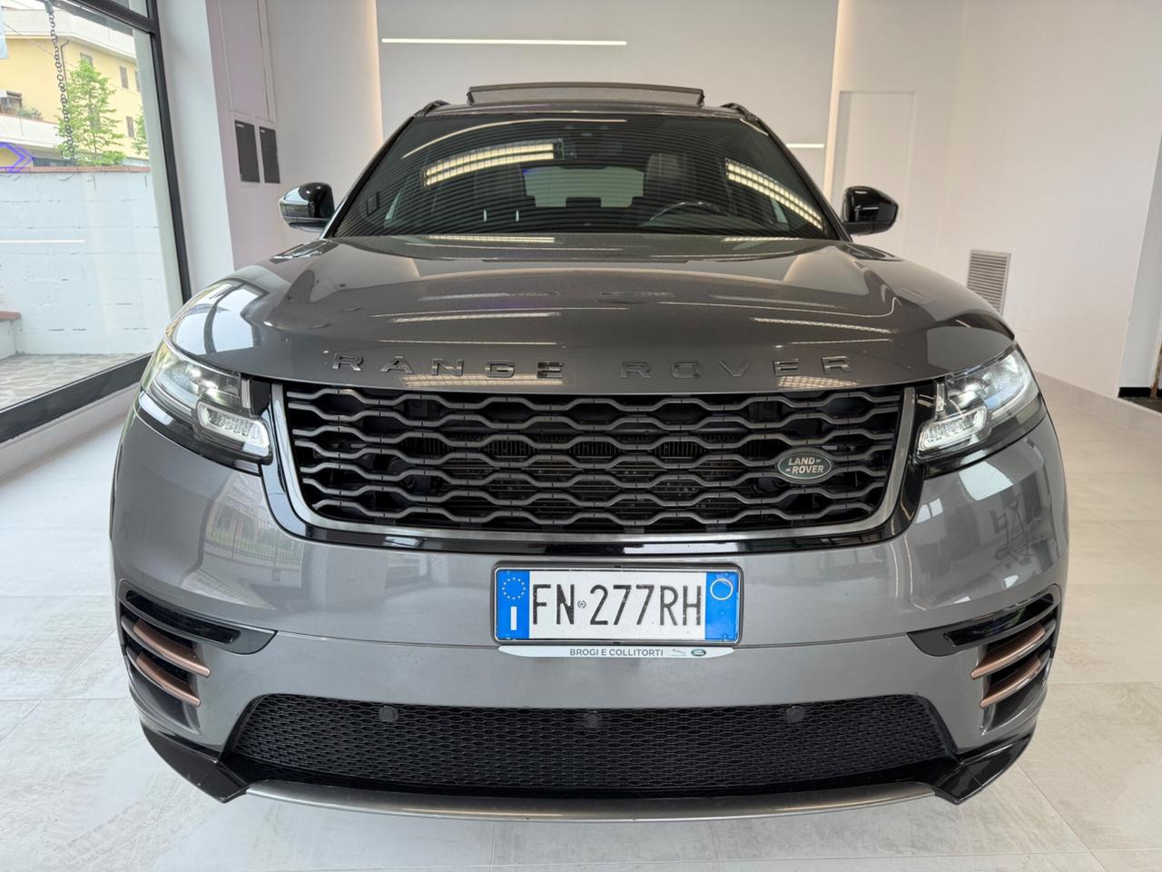 Range Rover Velar 2.0D I4 240 CV R-Dynamic HSE