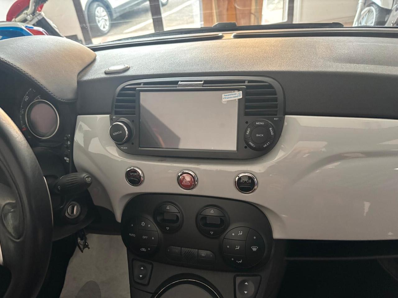 Abarth 500 C 1.4 Turbo T-Jet MTA Bicolor