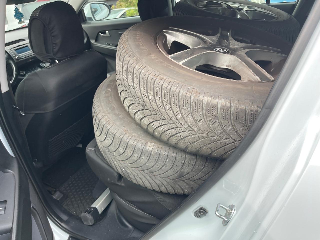 Kia Sportage 1.7 CRDI VGT 2WD Plus