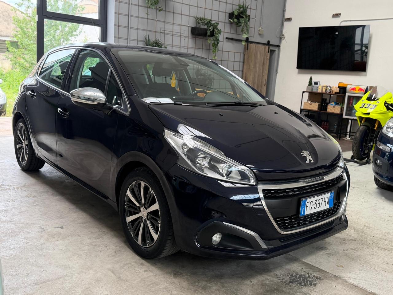 Peugeot 208 PureTech 82 3p. GPL Active