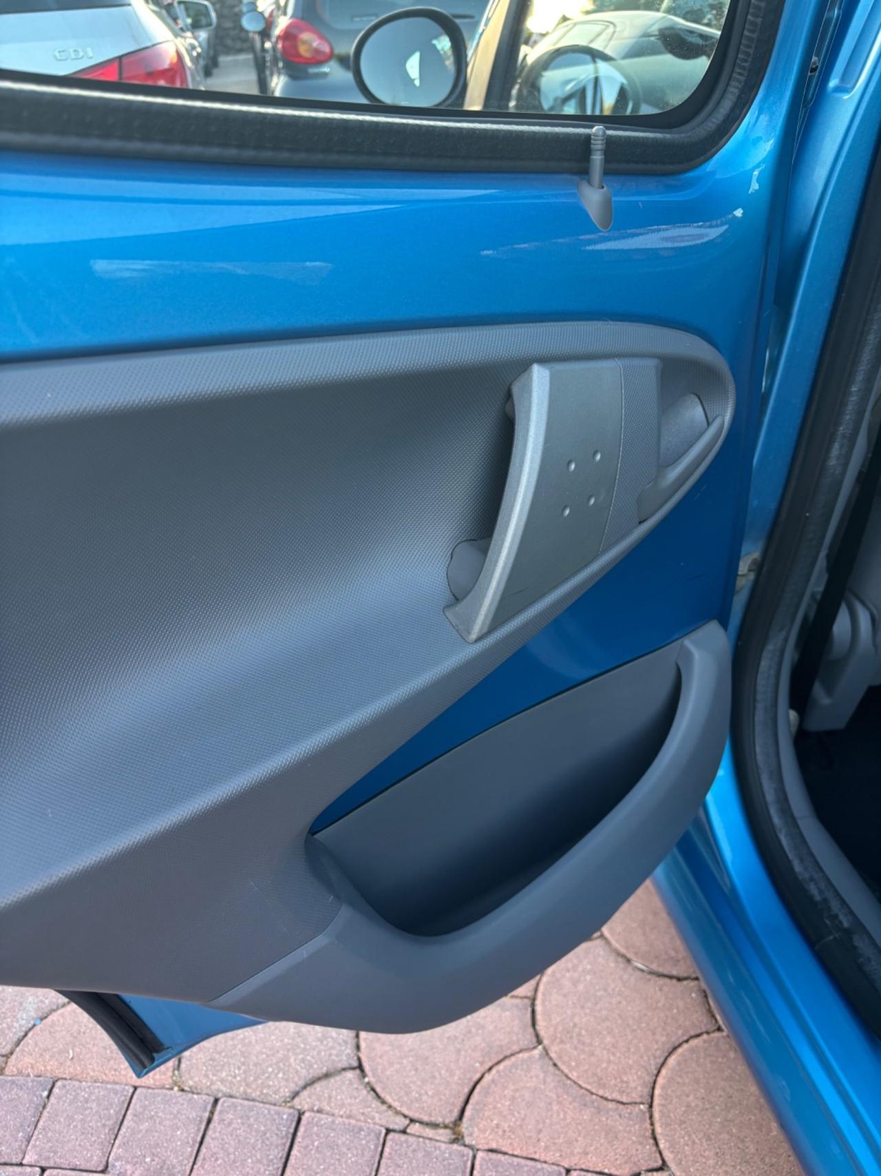 Peugeot 107 1.0 68CV 5p.