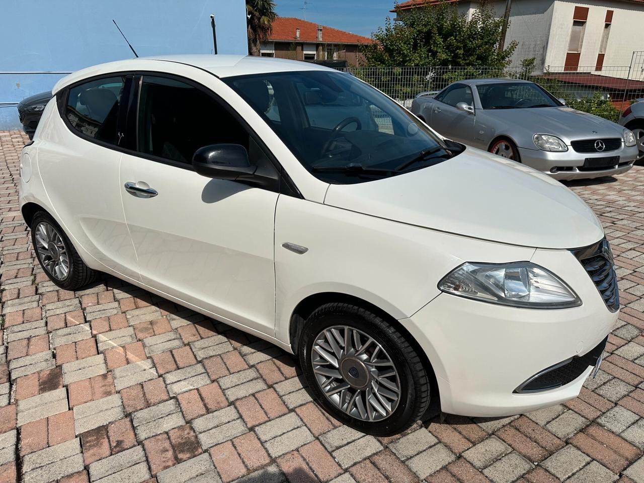 Lancia Ypsilon 1.3 MJT 16V 95 CV 5 porte S&S Gold
