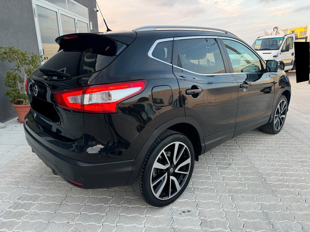 NISSAN QASHQAI 1.6 DCI 130CV TEKNA 2015