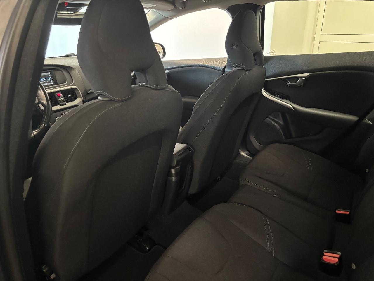 Volvo V40 D2 1.6 Summum | OK NEOPATENTATI |