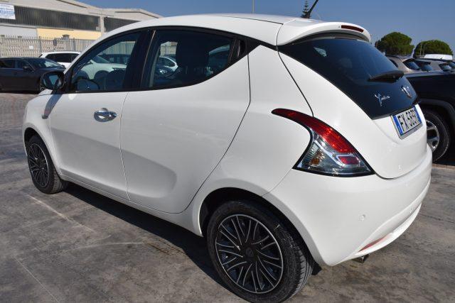 LANCIA Ypsilon 1.2 69 CV 5 porte S&S Gold
